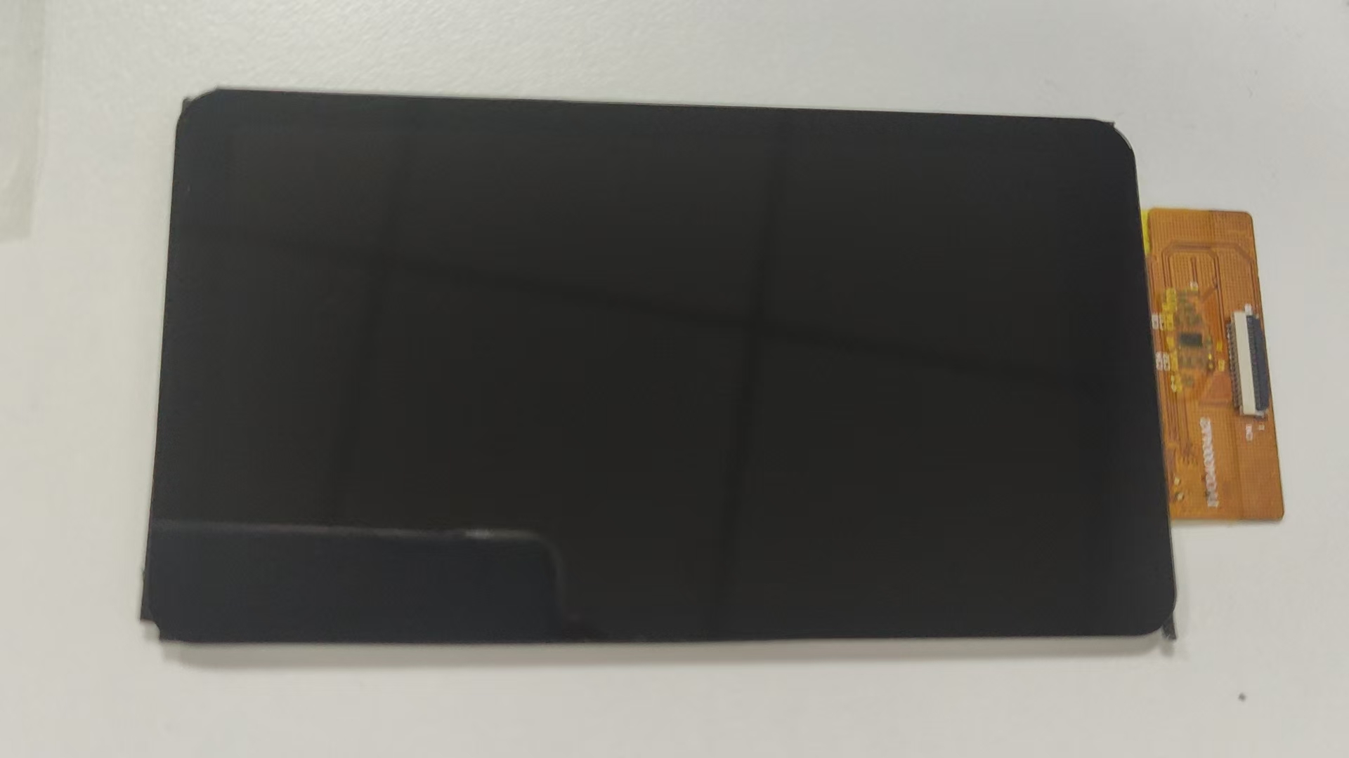 640x RGB x 1136 LTPS TFT